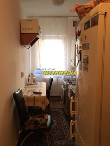 apartament-2-camere-cetate-zona-bulevard-finisat-si-mobilat-19